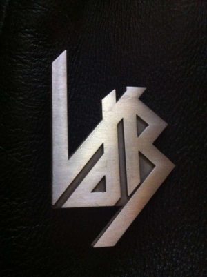 Vanderbuyst - Logo / METAL PIN